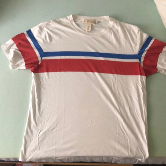red blue striped t shirt